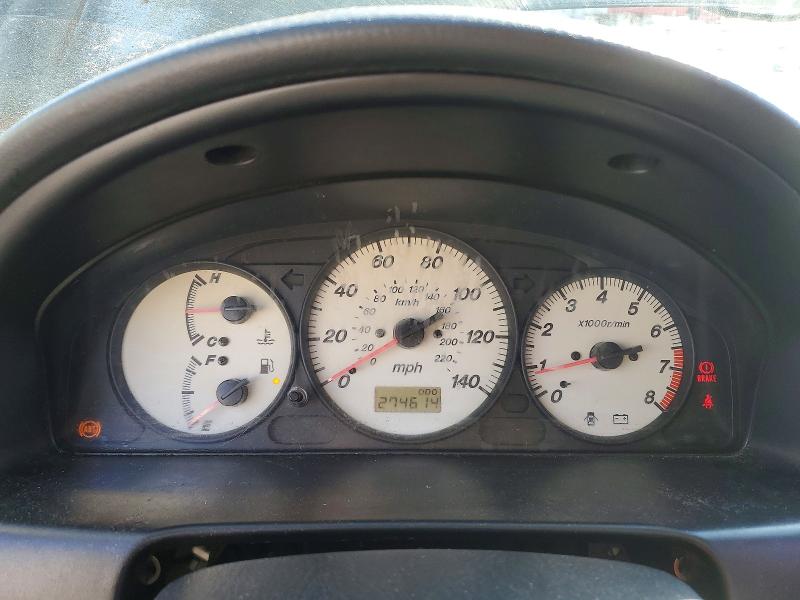 Photo 9 from auction – 2002 MAZDA PROTEGE with VIN JM1BJ226X20538453