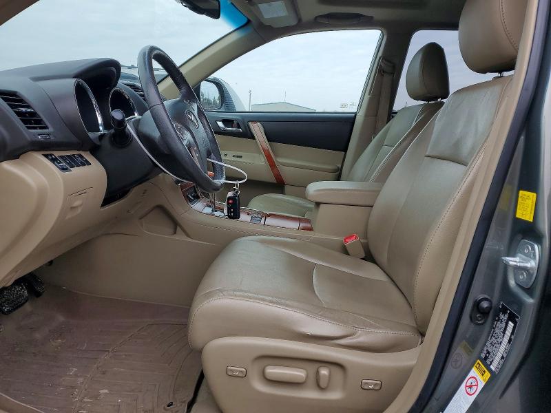 Photo 7 from auction – 2010 TOYOTA HIGHLANDER with VIN 5TDYK3EH1AS023010
