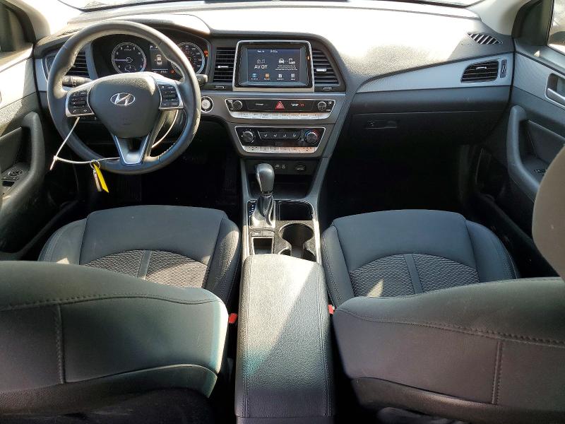 Photo 8 from auction – 2018 HYUNDAI SONATA with VIN 5NPE34AF7JH642307