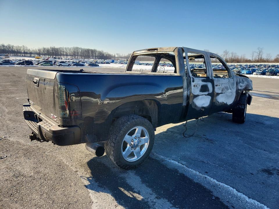 Photo 3 from auction – 2013 GMC SIERRA K25 with VIN 1GT125E88DF140875
