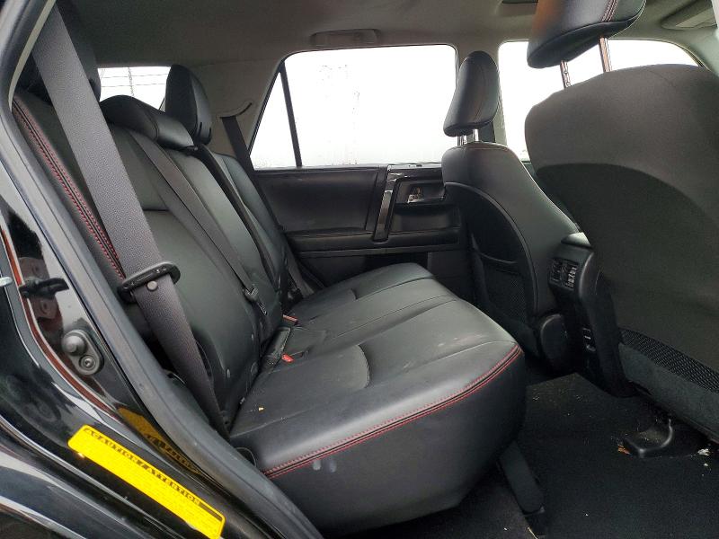 Photo 11 from auction – 2014 TOYOTA 4RUNNER with VIN JTEBU5JR1E5173118