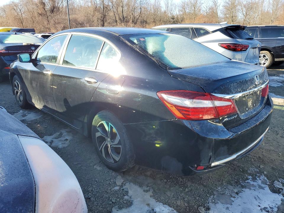 Photo 2 from auction – 2017 HONDA ACCORD with VIN 1HGCR2F38HA184708