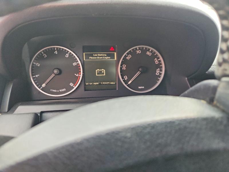 Photo 9 from auction – 2011 LAND ROVER RANGE ROVER SPORT with VIN SALSF2D47BA259879