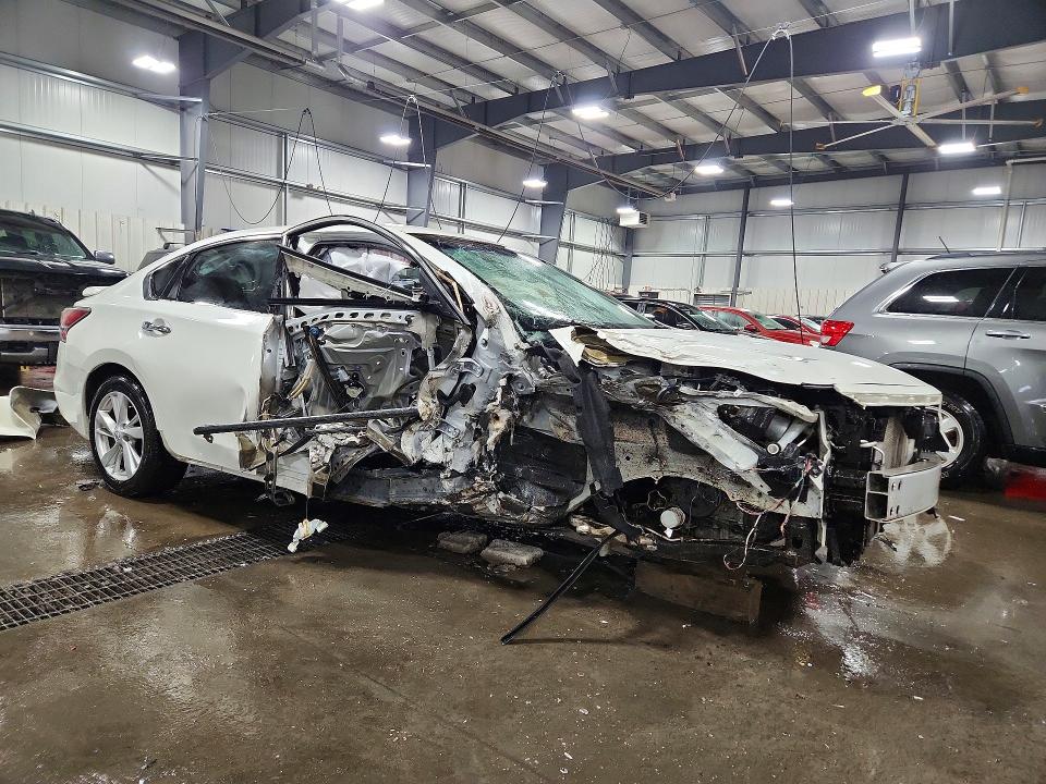 Photo 4 from auction – 2014 NISSAN ALTIMA with VIN 1N4AL3AP6EC128845