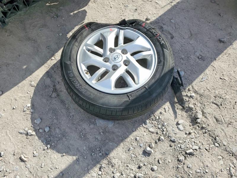 Photo 12 from auction – 2023 HYUNDAI VENUE with VIN KMHRB8A35PU251667