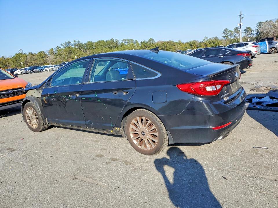 Photo 2 from auction – 2015 HYUNDAI SONATA SPO with VIN 5NPE34AF8FH236091
