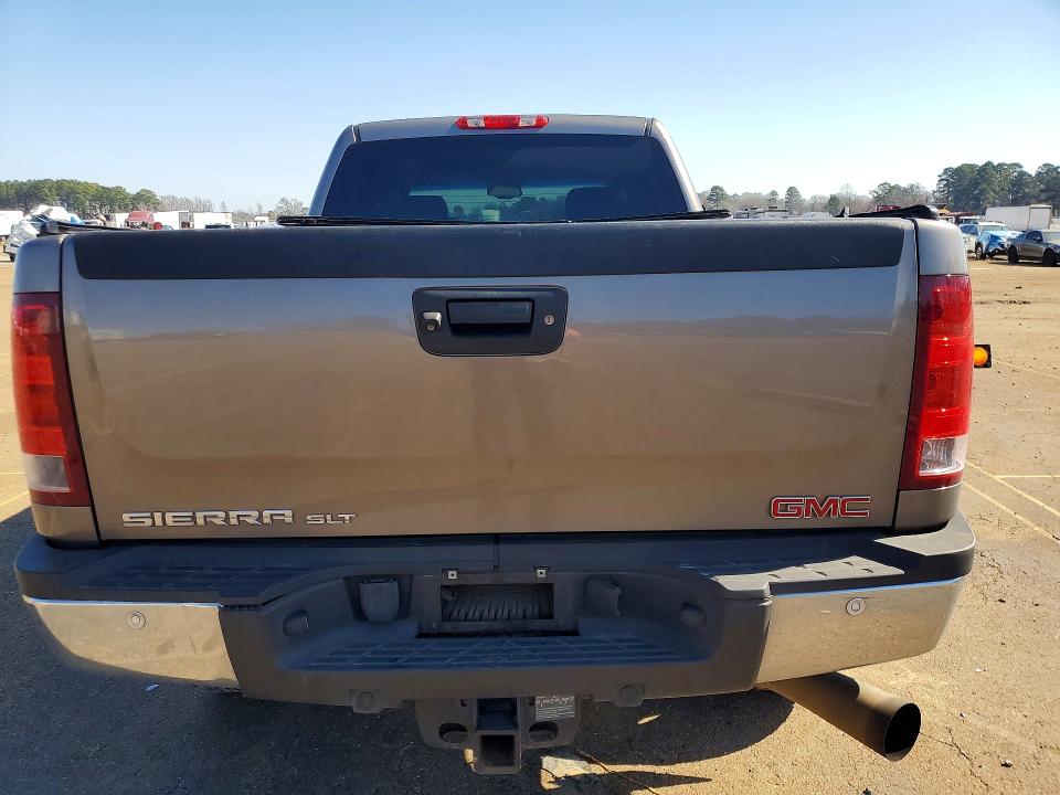 Photo 6 from auction – 2013 GMC SIERRA with VIN 1GT121E81DF190543