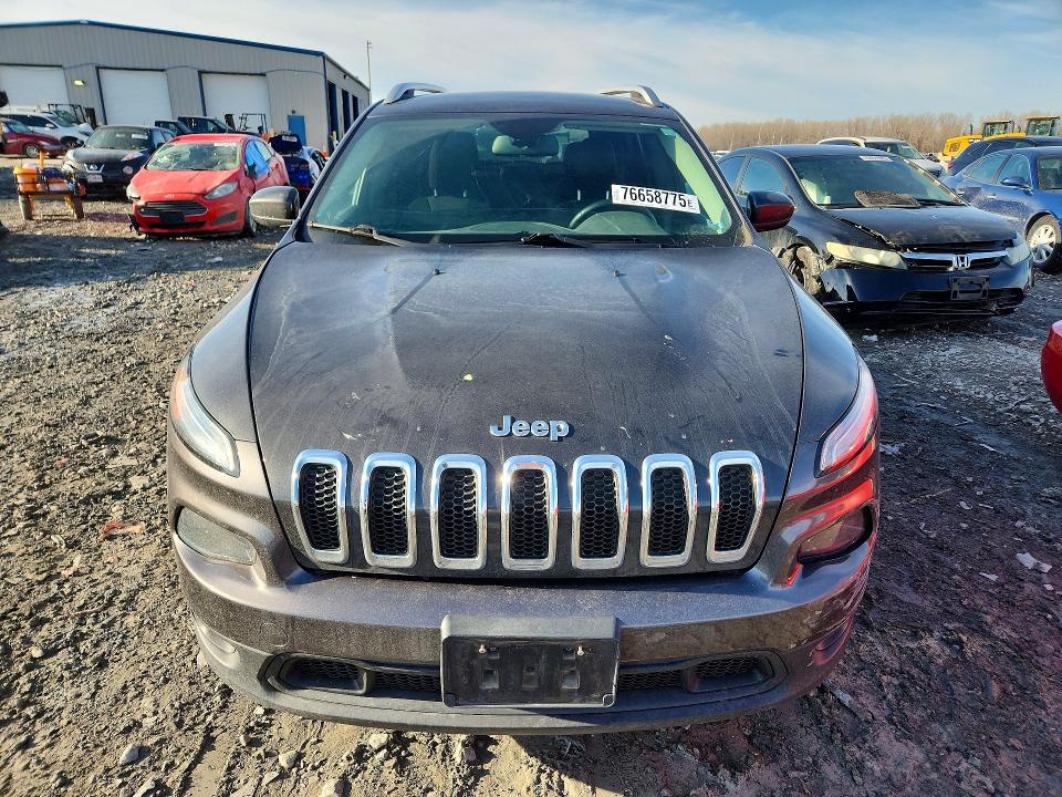 Photo 5 from auction – 2014 JEEP CHEROKEE with VIN 1C4PJMCS6EW284545