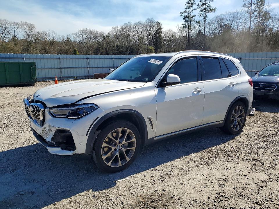 BMW X5 2021 with VIN 5UXCR4C00M9E69808 - Photo from auction
