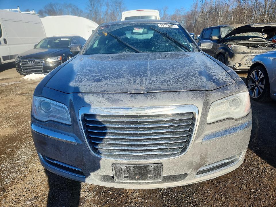 Photo 5 from auction – 2014 CHRYSLER 300 with VIN 2C3CCARG0EH170201