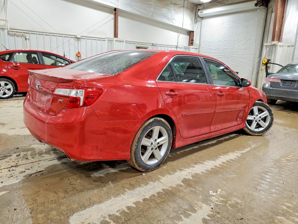 Photo 3 from auction – 2013 TOYOTA CAMRY with VIN 4T1BF1FK9DU659582