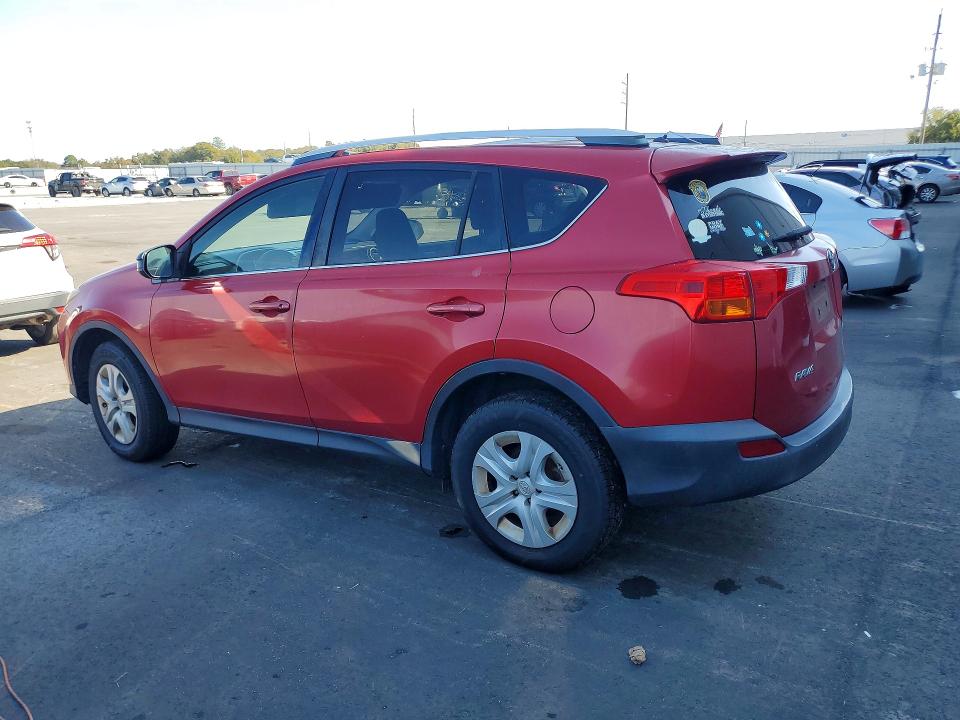 Photo 2 from auction – 2015 TOYOTA RAV4 LE with VIN JTMZFREV9FD062996