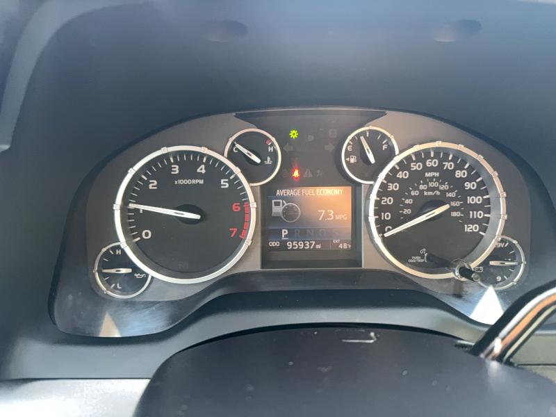 Photo 8 from auction – 2015 TOYOTA TUNDRA DOU with VIN 5TFUM5F18FX059316