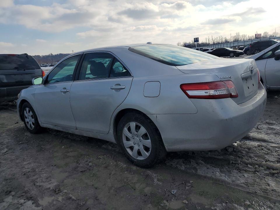 صورة رقم 2 من المزاد - 2011 TOYOTA CAMRY BASE مع VIN 4T1BF3EK5BU631918