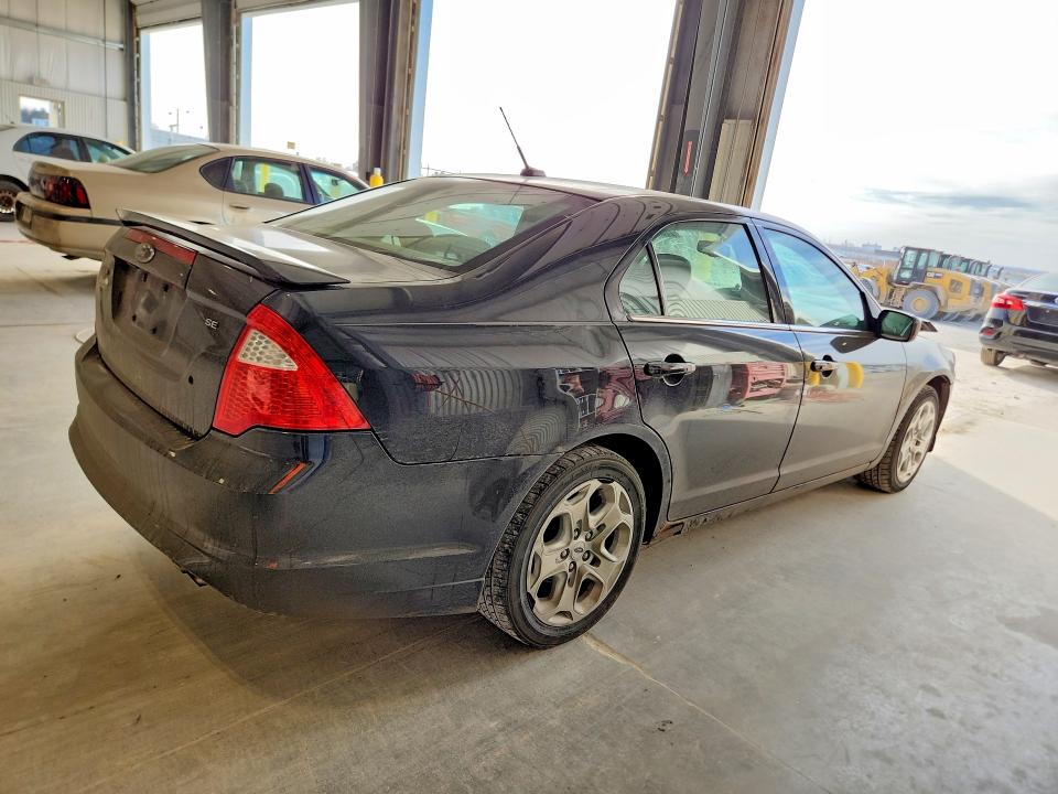 Photo 3 from auction – 2010 FORD FUSION with VIN 3FAHP0HA6AR177333