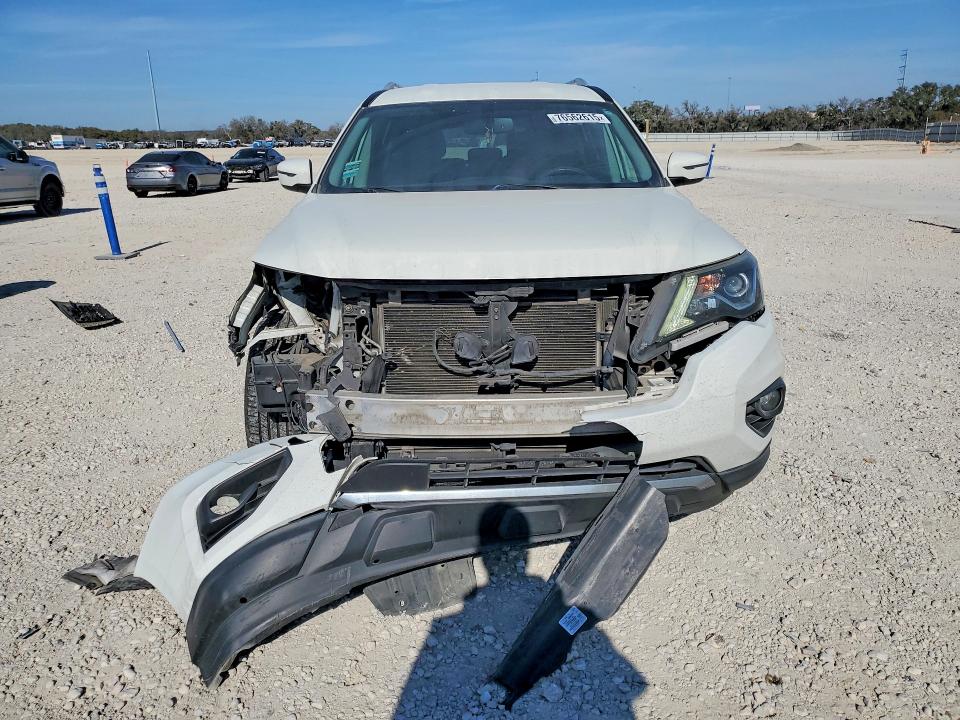 Photo 5 from auction – 2019 NISSAN PATHFINDER with VIN 5N1DR2MN1KC591753