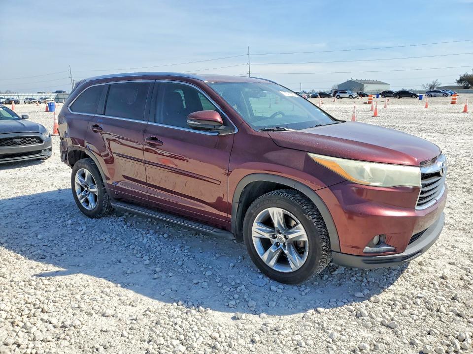 Photo 4 from auction – 2015 TOYOTA HIGHLANDER with VIN 5TDYKRFH7FS082894