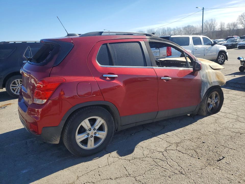 Photo 3 from auction – 2018 CHEVROLET TRAX with VIN 3GNCJLSB8JL170516