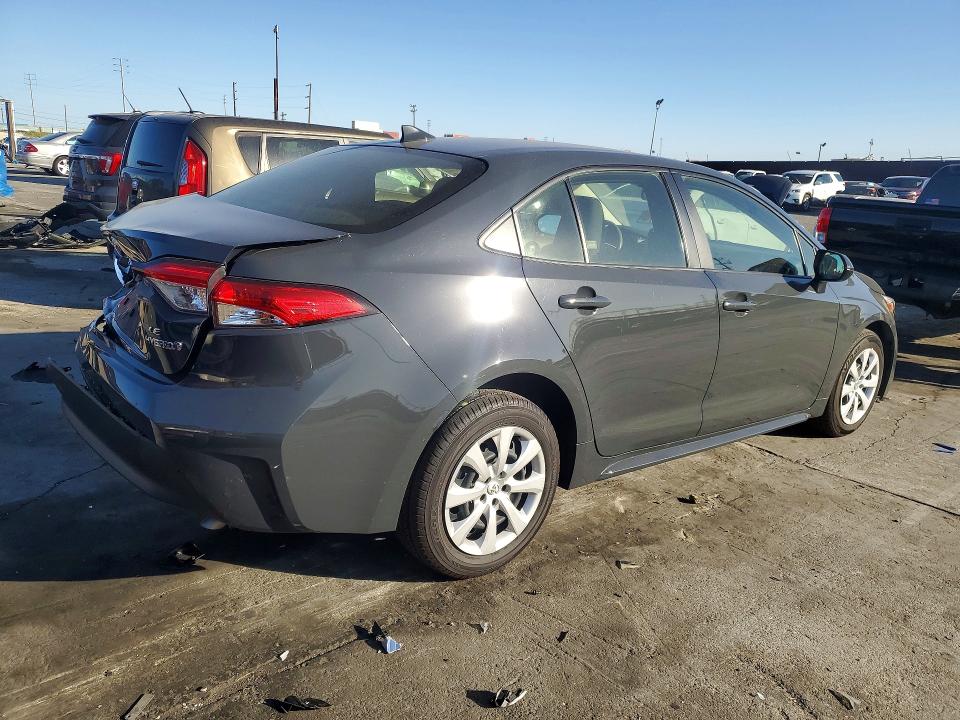 Photo 3 from auction – 2023 TOYOTA COROLLA with VIN JTDBCMFE6P3022782