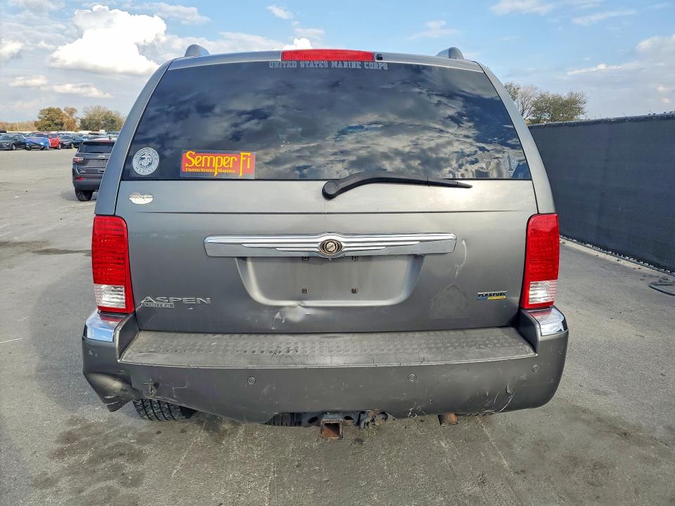 Photo 6 from auction – 2007 CHRYSLER ASPEN LIMI with VIN 1A8HX58P47F500210