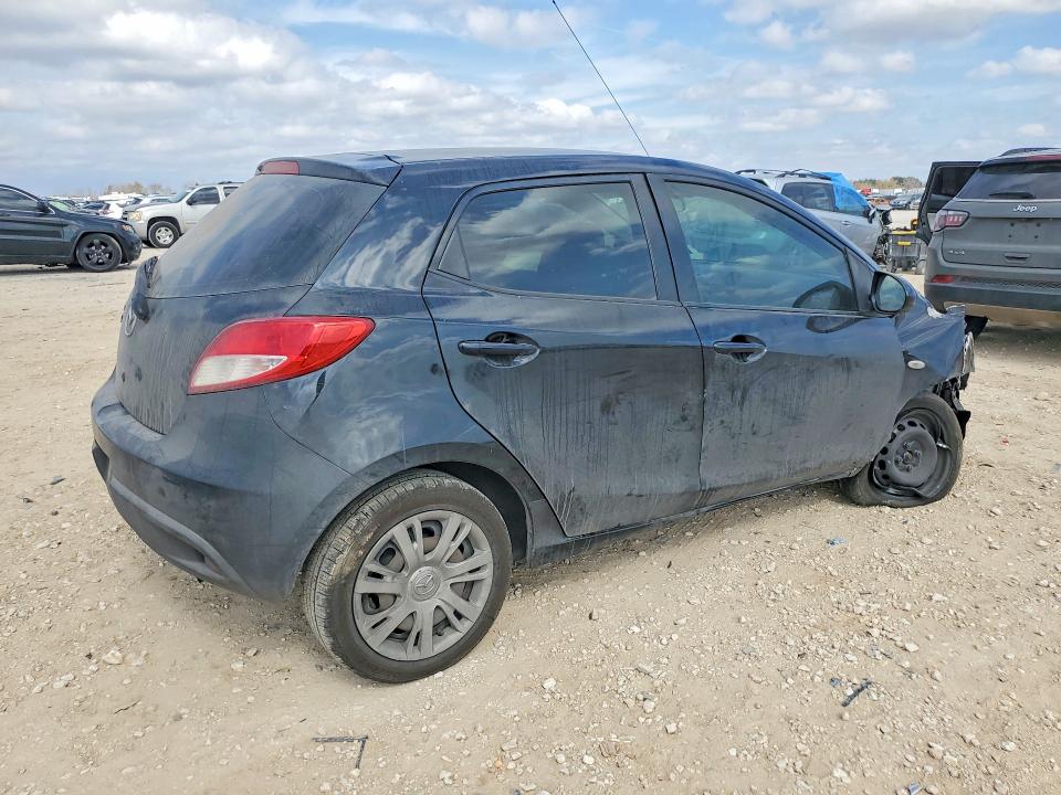 Photo 3 from auction – 2014 MAZDA MAZDA2 SPO with VIN JM1DE1KY9E0175740
