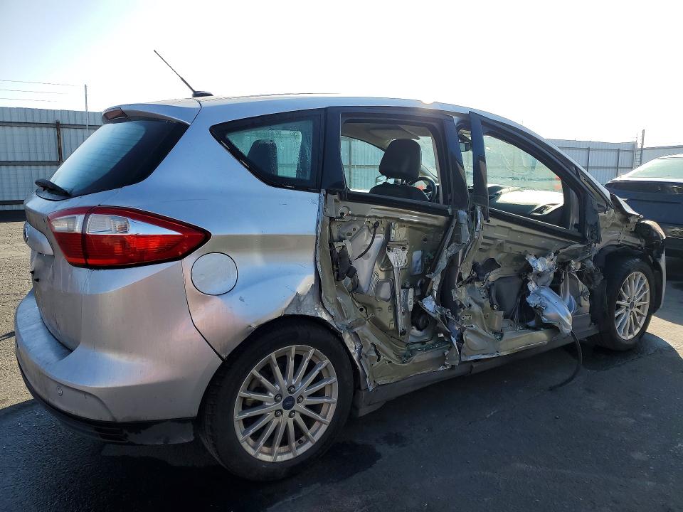 Photo 3 from auction – 2015 FORD C-MAX with VIN 1FADP5BU8FL112827