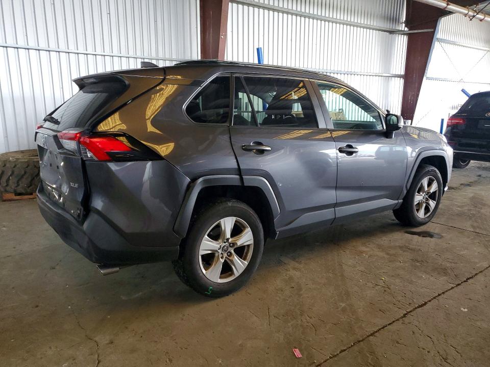 Photo 3 from auction – 2019 TOYOTA RAV4 with VIN JTMW1RFV8KD005148