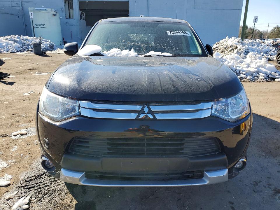 Zdjęcie 5 z aukcji – 2015 MITSUBISHI OUTLANDER z VIN JA4AZ3A32FZ009544