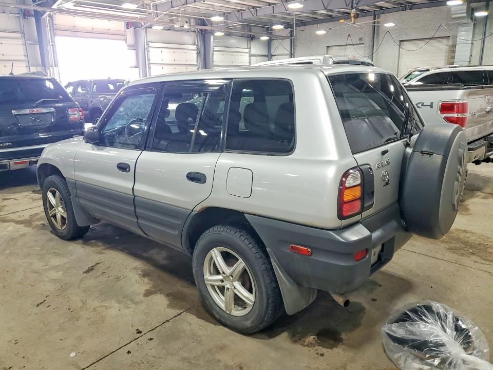 Photo 2 from auction – 1998 TOYOTA RAV4 with VIN JT3HP10V6W7093823