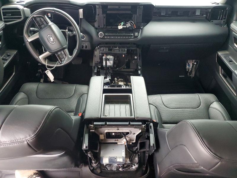 Photo 8 from auction – 2024 TOYOTA TUNDRA with VIN 5TFJA5DB2RX157785