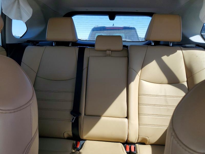 Photo 10 from auction – 2020 TOYOTA RAV4 with VIN 2T3Y1RFV3LC035804