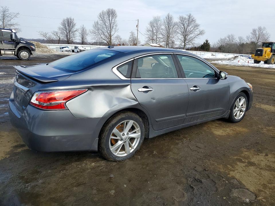 Photo 3 from auction – 2014 NISSAN ALTIMA with VIN 1N4AL3AP9EC323189