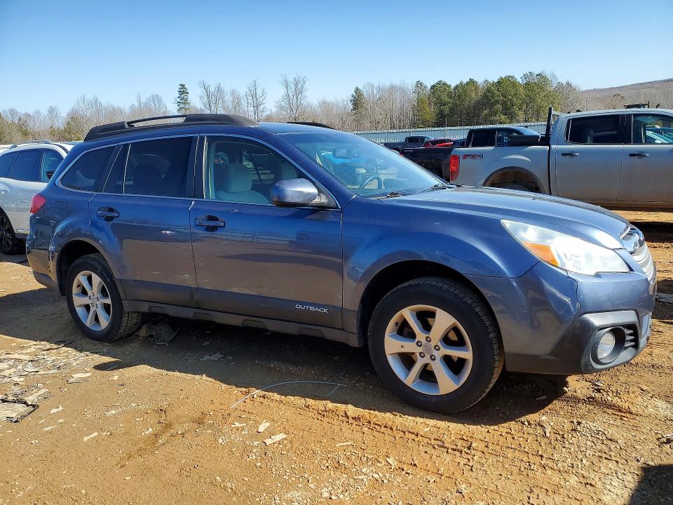 Photo 4 from auction – 2013 SUBARU OUTBACK with VIN 4S4BRBCC5D3282068
