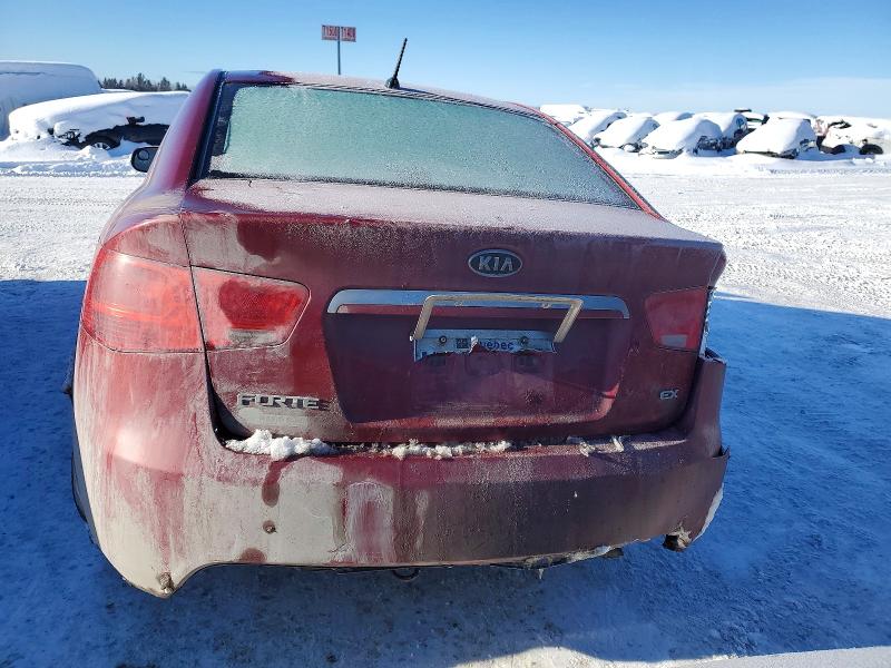 Foto 6 de la subasta – 2010 KIA FORTE con VIN KNAFU4A29A5242082