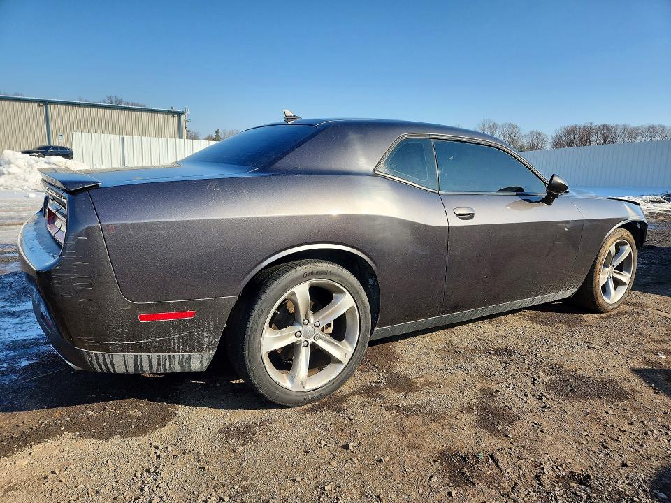 Photo 3 from auction – 2016 DODGE CHALLENGER with VIN 2C3CDZAG4GH202982