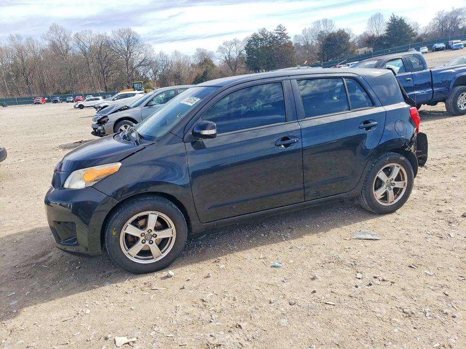 TOYOTA SCION XD 2014 with VIN JTKKUPB47E1040611 - Photo from auction
