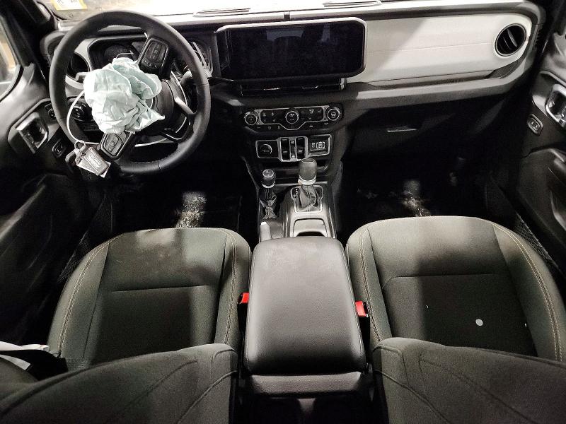 Фото 8 с аукциона – 2025 JEEP GLADIATOR с VIN 1C6PJTAG5SL520972