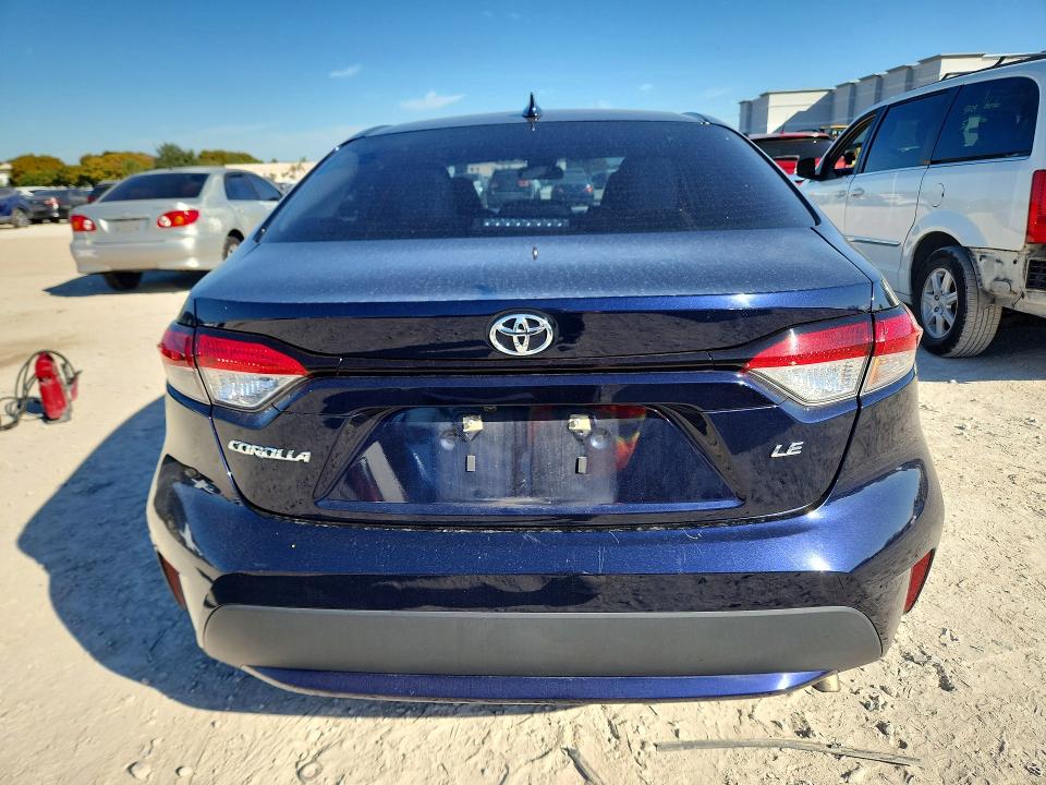 Photo 6 from auction – 2022 TOYOTA COROLLA with VIN 5YFEPMAE2NP297630