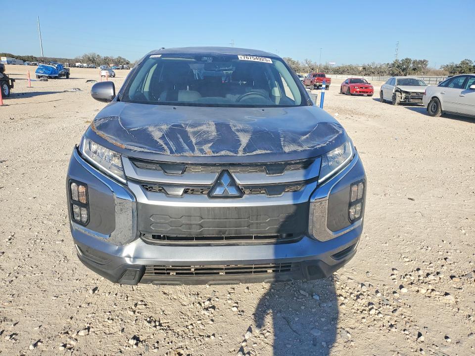 Photo 5 from auction – 2023 MITSUBISHI OUTLANDER with VIN JA4ARUAU7PU011240