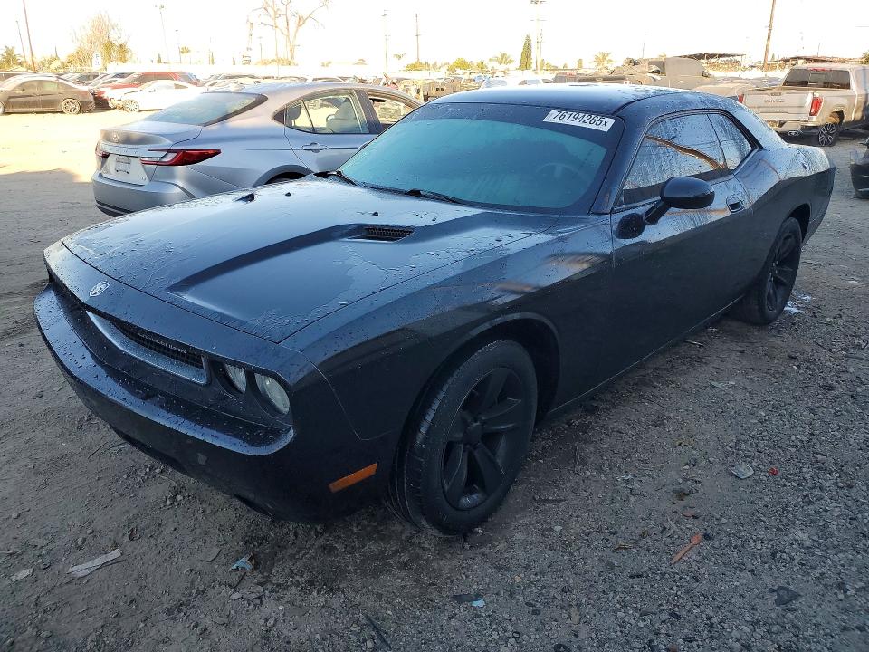 DODGE CHALLENGER 2010 with VIN 2B3CJ4DV3AH170214 - Photo from auction
