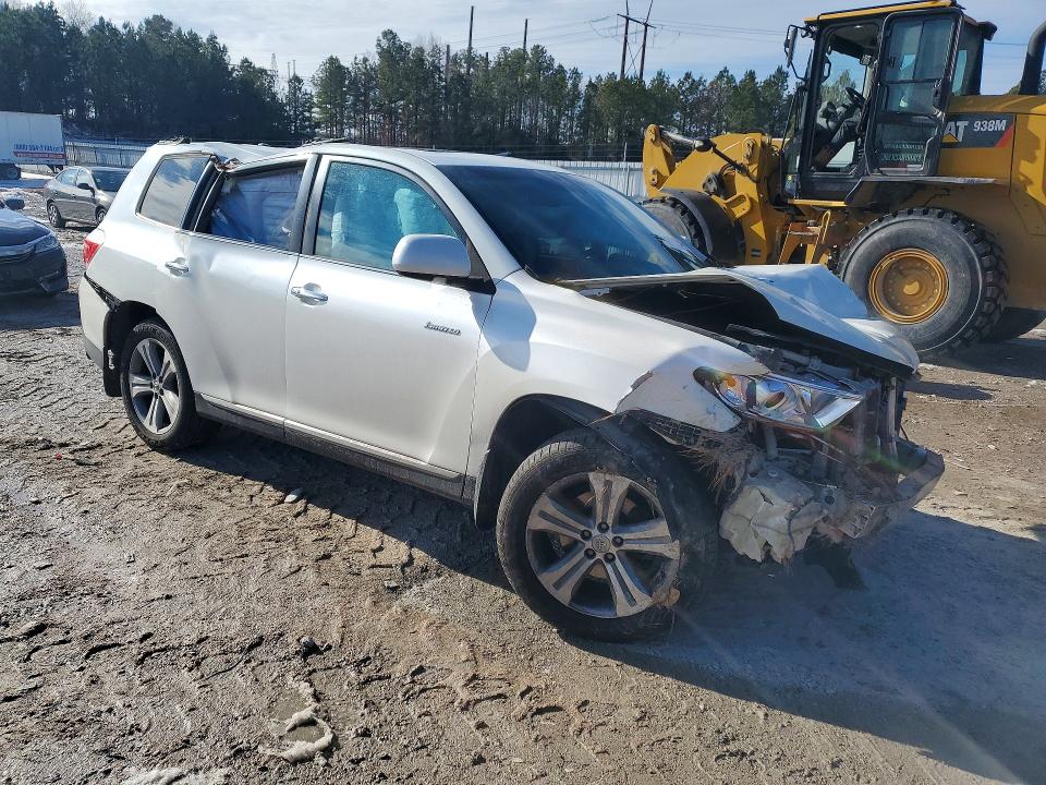 Photo 4 from auction – 2013 TOYOTA HIGHLANDER with VIN 5TDDK3EH4DS246449