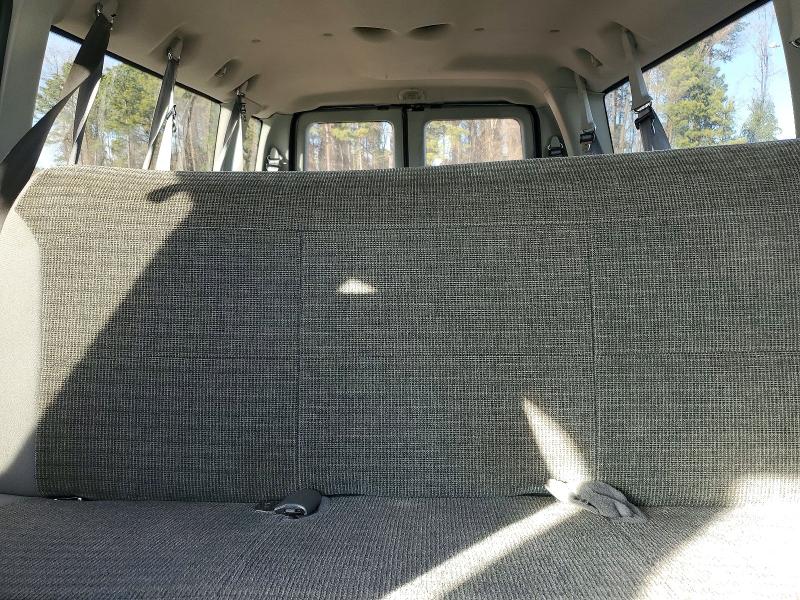 Photo 10 from auction – 2004 FORD ECONOLINE with VIN 1FBSS31S94HA95593