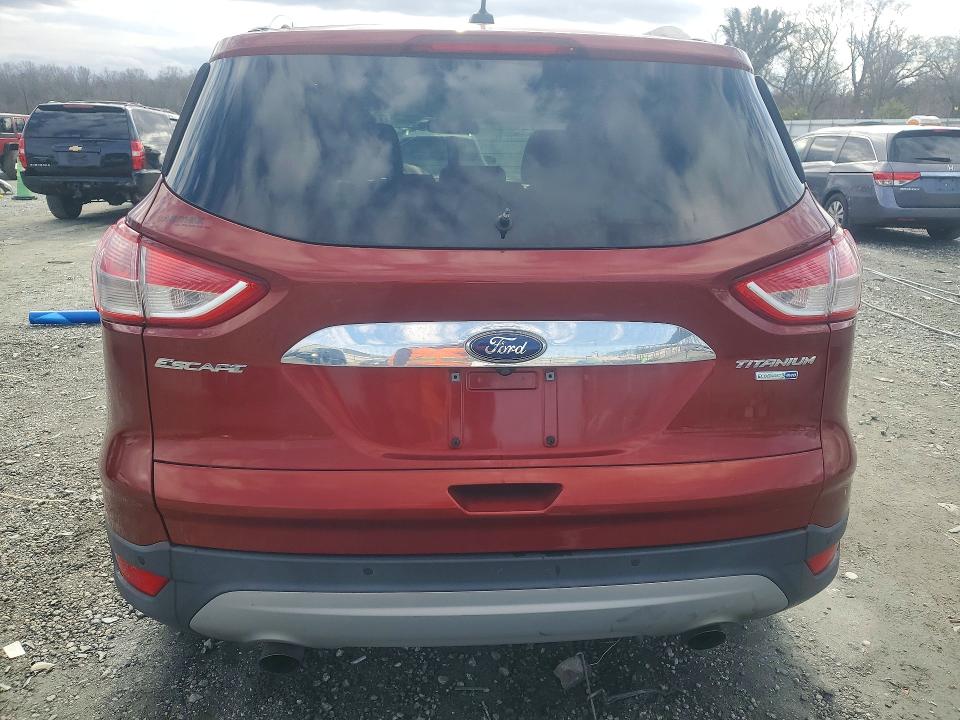 Photo 6 from auction – 2016 FORD ESCAPE with VIN 1FMCU9J91GUB43783