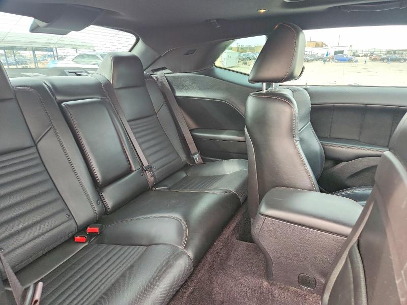 Photo 10 from auction – 2016 DODGE CHALLENGER with VIN 2C3CDZBT6GH221979