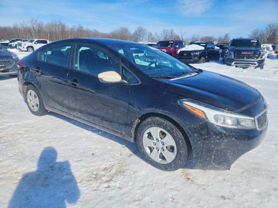 Photo 4 from auction – 2018 KIA FORTE with VIN 3KPFK4A7XJE274595