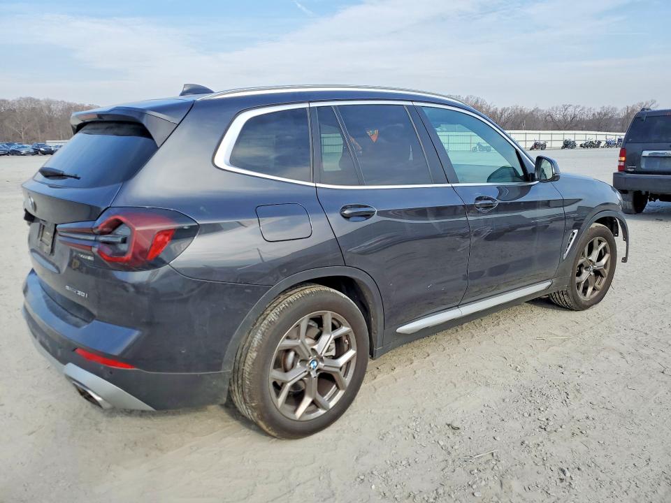 Photo 3 from auction – 2023 BMW X3 with VIN 5UX43DP07P9S68988