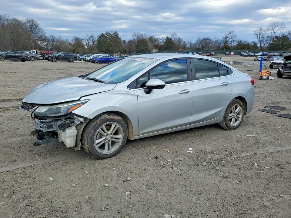 CHEVROLET CRUZE LT 2017 with VIN 1G1BE5SM2H7110700 - Photo from auction