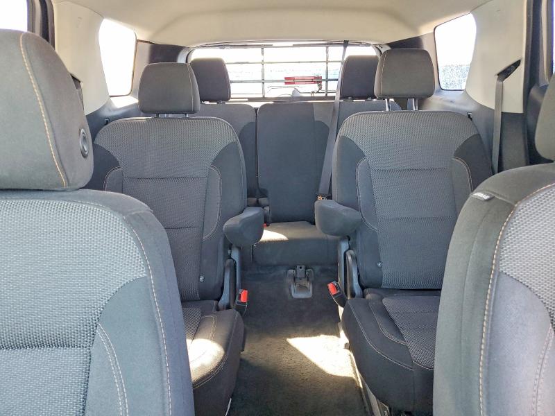 Photo 10 from auction – 2019 CHEVROLET TRAVERSE with VIN 1GNEVMKWXKJ261138