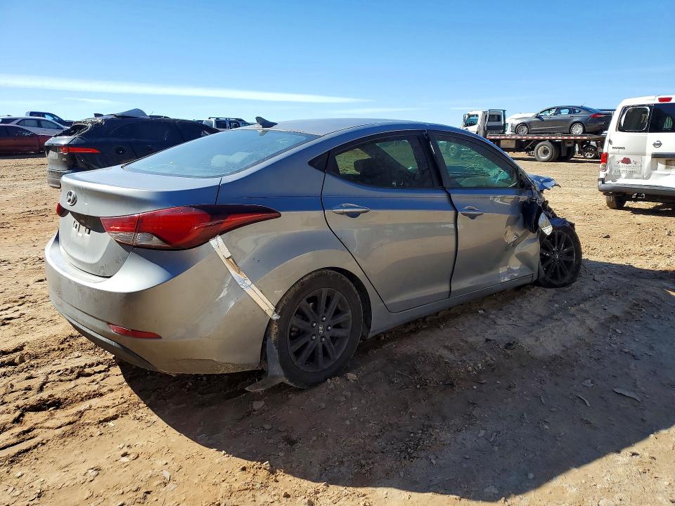 Photo 3 from auction – 2014 HYUNDAI ELANTRA with VIN KMHDH4AE0EU030283
