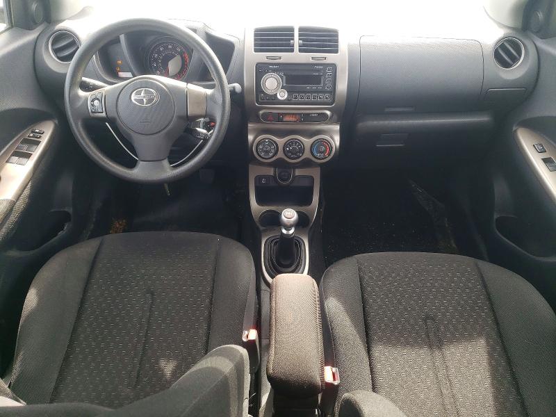 Zdjęcie 8 z aukcji – 2011 TOYOTA SCION XD z VIN JTKKU4B44B1011660